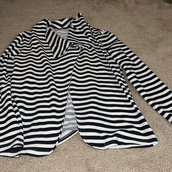 SHEIN Jackets & Blazers - Stripe jacket